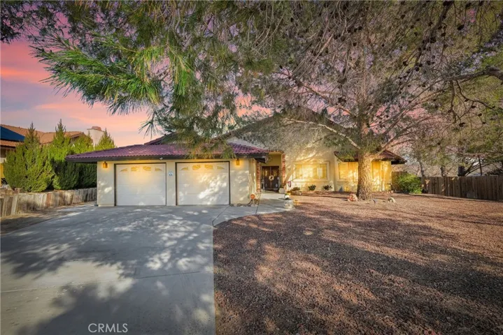 26801 Red Coach Lane, Helendale, California 92342