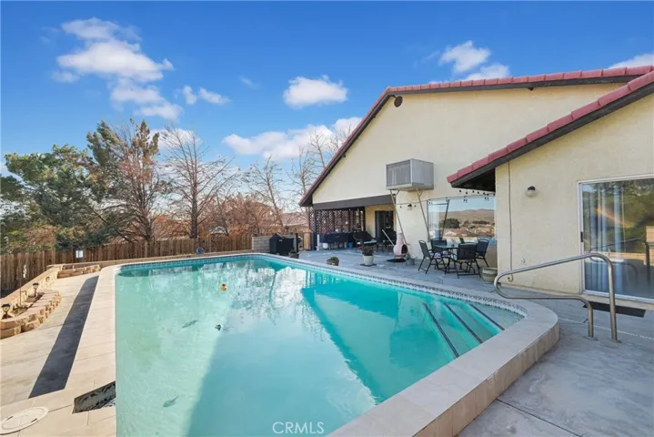 26801 Red Coach Lane, Helendale, California 92342