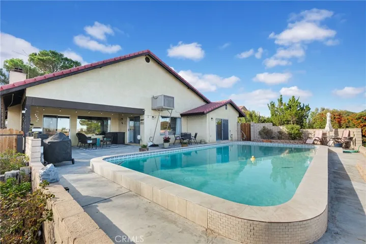 26801 Red Coach Lane, Helendale, California 92342