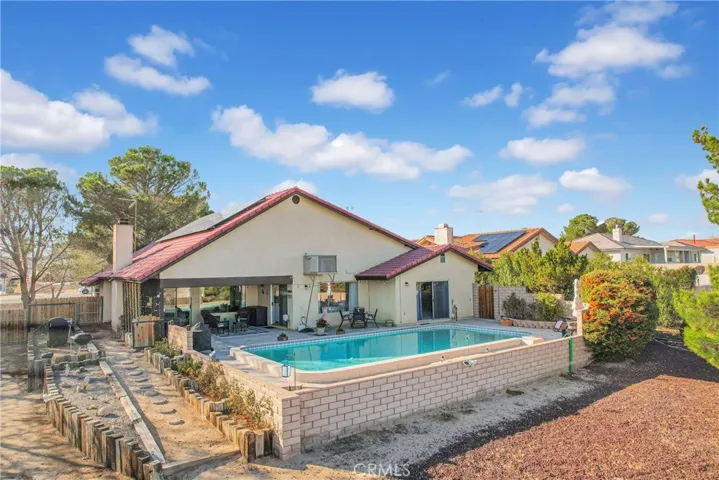 26801 Red Coach Lane, Helendale, California 92342