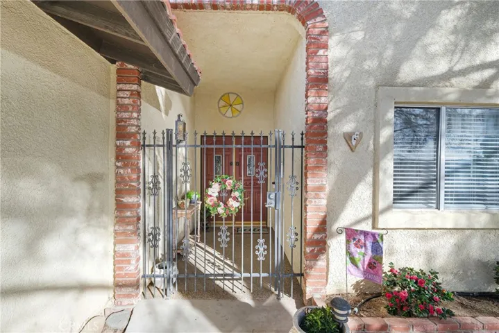 26801 Red Coach Lane, Helendale, California 92342