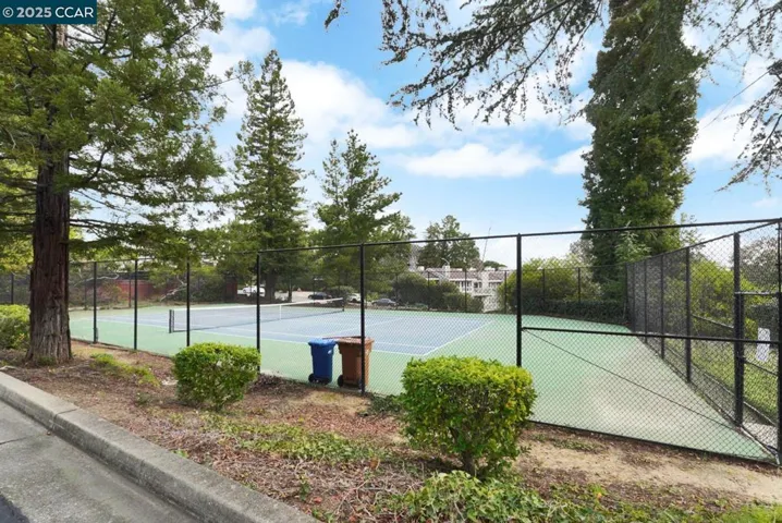 122 Southwind Dr, Pleasant Hill, California 94523