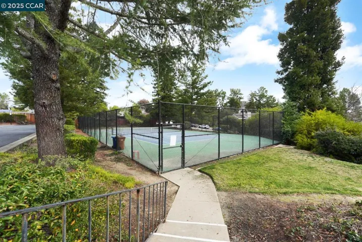 122 Southwind Dr, Pleasant Hill, California 94523