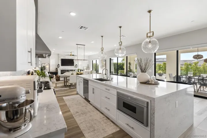 5313 Morning Sage Way, San Diego, California 92130
