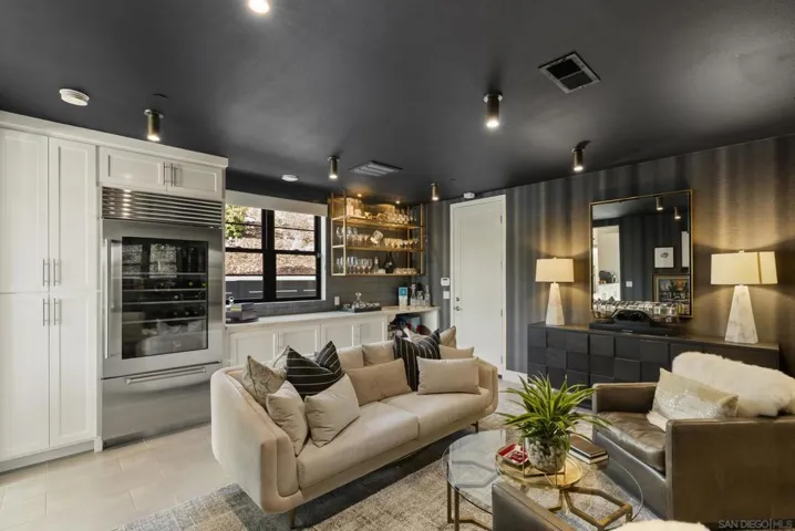 5313 Morning Sage Way, San Diego, California 92130