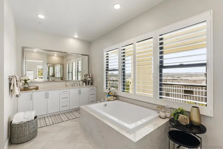 5313 Morning Sage Way, San Diego, California 92130