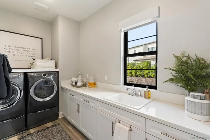 5313 Morning Sage Way, San Diego, California 92130