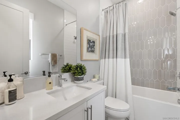 5313 Morning Sage Way, San Diego, California 92130