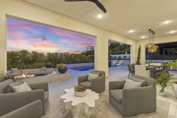 5313 Morning Sage Way, San Diego, California 92130