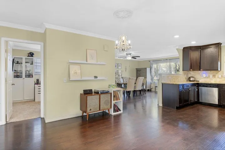 1315 Stanley Way, Escondido, California 92027