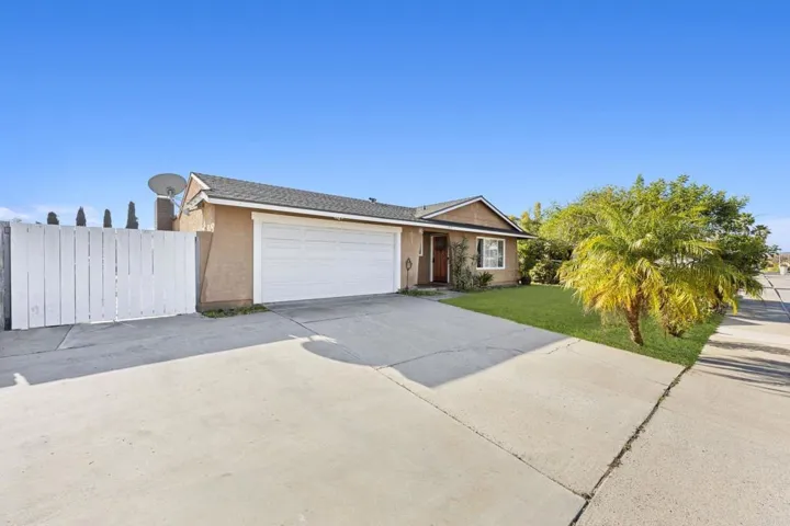1315 Stanley Way, Escondido, California 92027