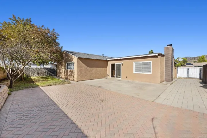 1315 Stanley Way, Escondido, California 92027