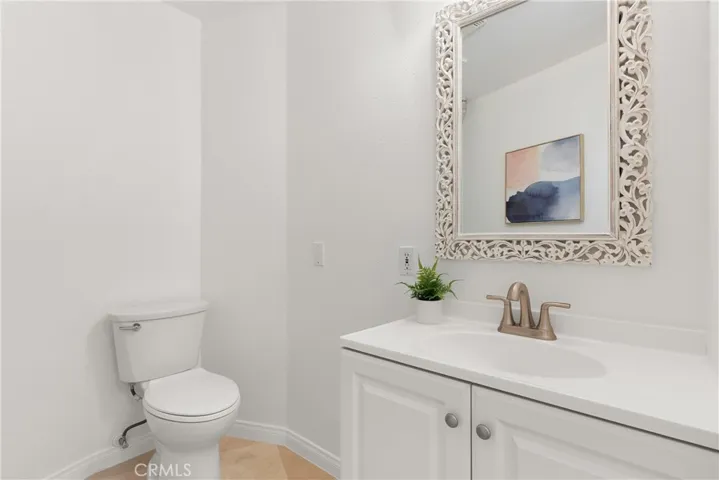 2277 Pacific Avenue A103, Costa Mesa, California 92627