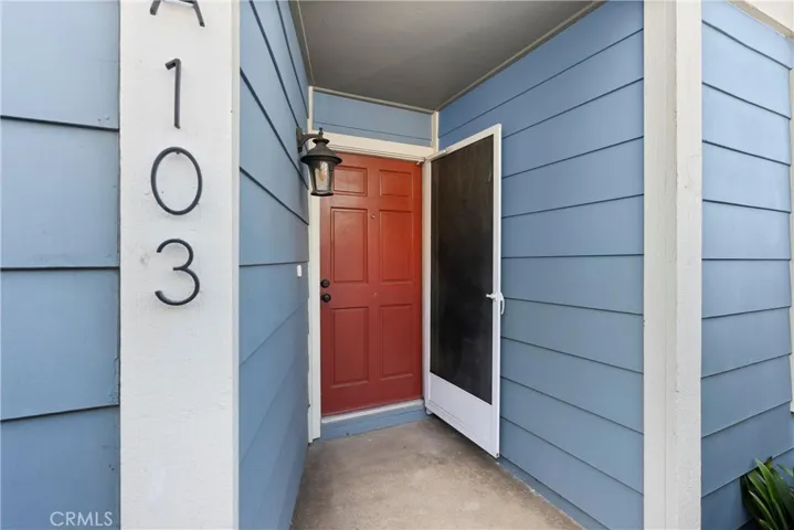 2277 Pacific Avenue A103, Costa Mesa, California 92627