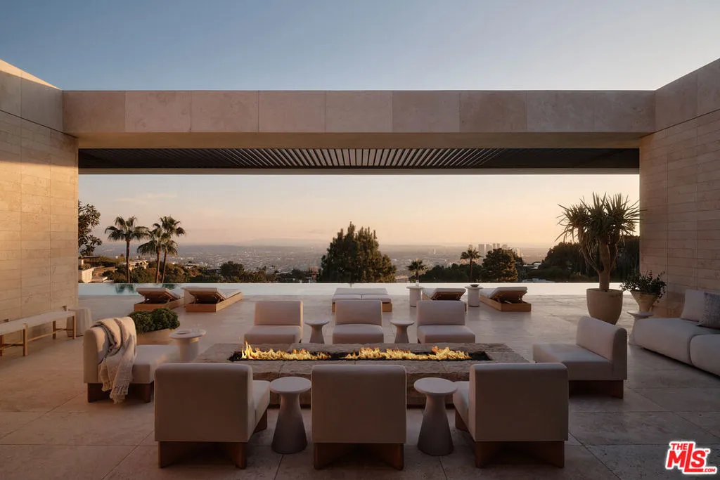 9214 Nightingale Drive, West Hollywood, California 90069 home-pic-0