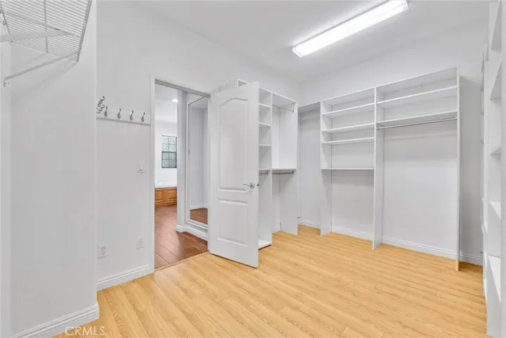 1190 N Amberly Lane, Anaheim Hills, California 92807