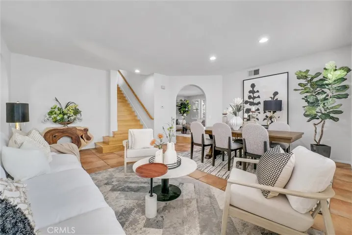 1190 N Amberly Lane, Anaheim Hills, California 92807