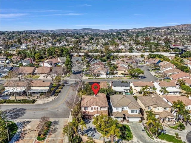 1190 N Amberly Lane, Anaheim Hills, California 92807