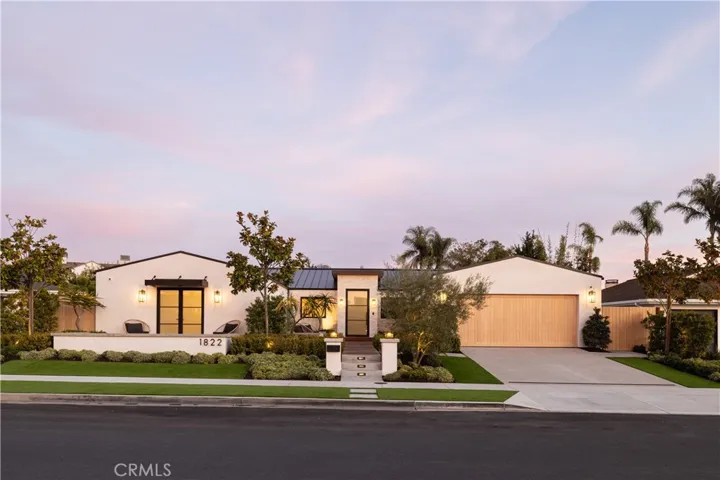 1822 Buttonshell Lane, Newport Beach, California 92660