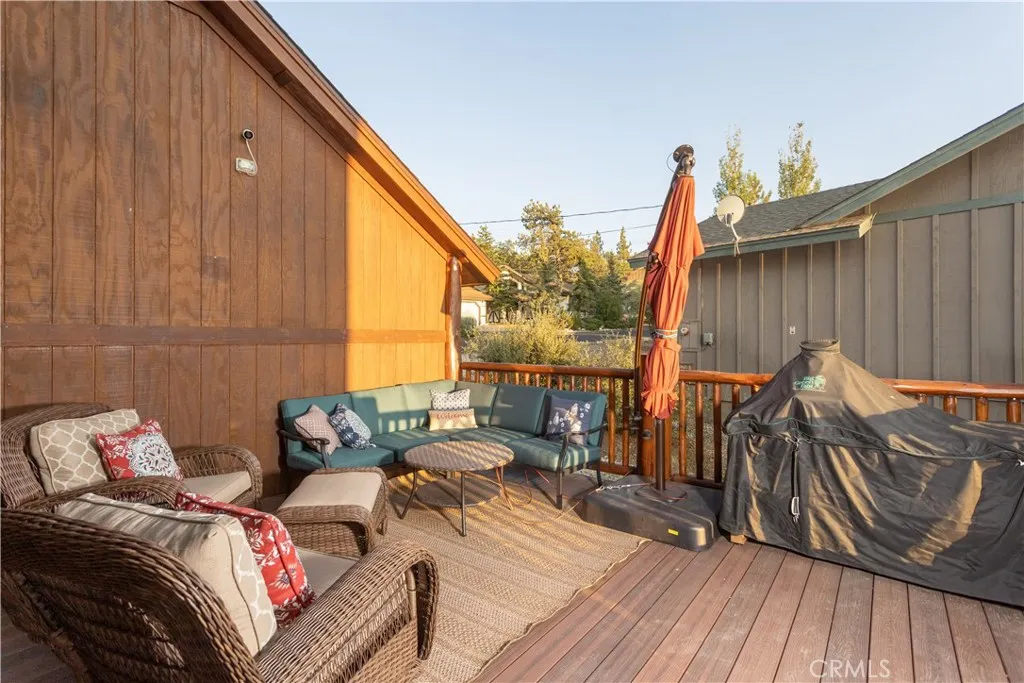 1389 Flintridge Avenue, Big Bear, California 92314 home-pic-19