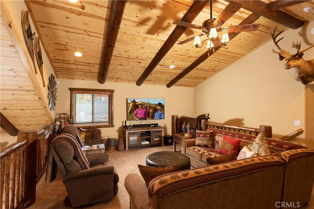 1389 Flintridge Avenue, Big Bear, California 92314 home-pic-14