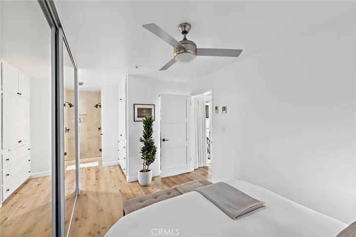210 Collins Avenue, Newport Beach, California 92662