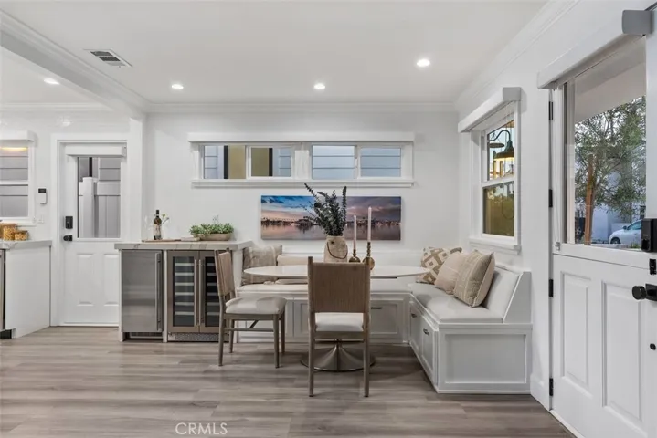 210 Collins Avenue, Newport Beach, California 92662