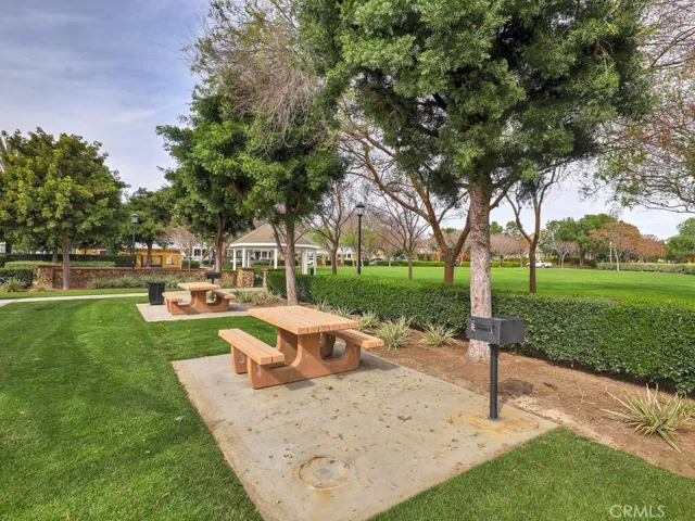 26 Valmont Way, Ladera Ranch, California 92694