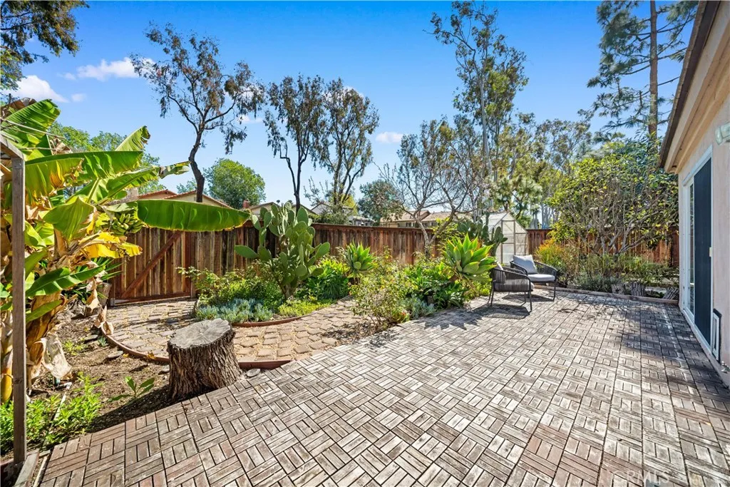 12 Rockrose Way, Irvine, California 92612 home-pic-12