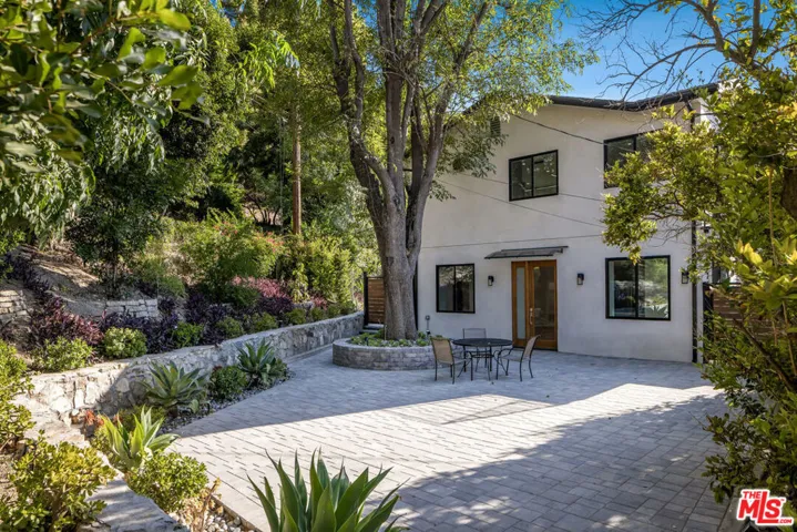 22298 1/2 Private Gated Patio
