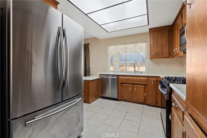 2223 El Rancho Circle, Hemet, California 92545