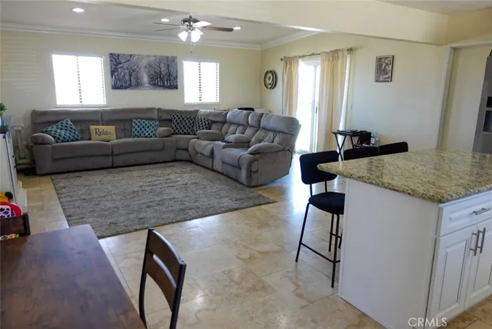11025 7th Avenue, Hesperia, California 92345