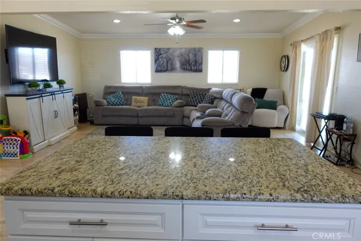 11025 7th Avenue, Hesperia, California 92345