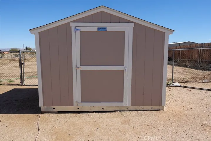 11025 7th Avenue, Hesperia, California 92345