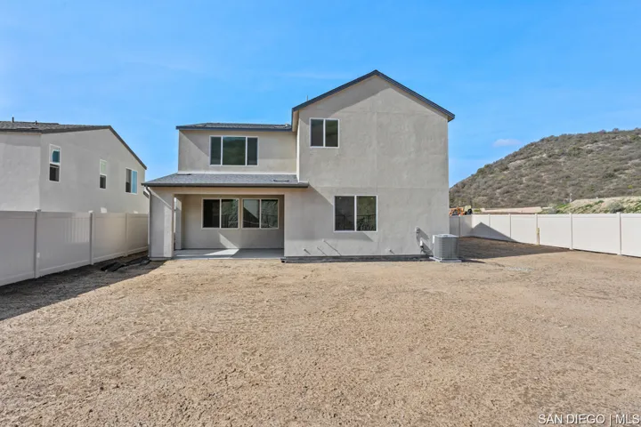 807 Meadowood St 344, Fallbrook, California 92028