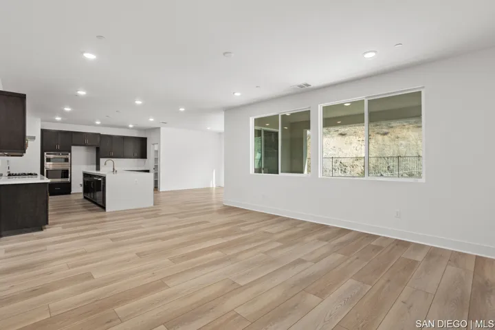807 Meadowood St 344, Fallbrook, California 92028
