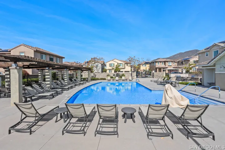 807 Meadowood St 344, Fallbrook, California 92028