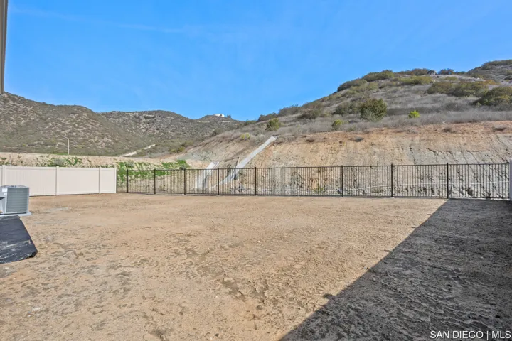 807 Meadowood St 344, Fallbrook, California 92028