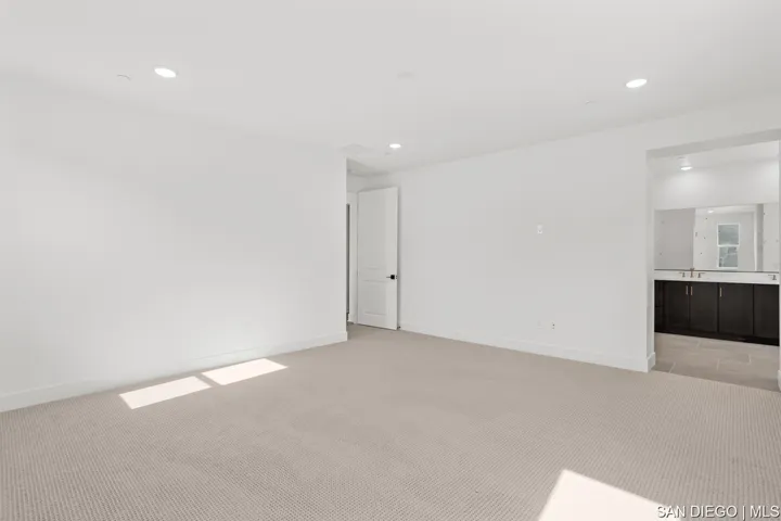 807 Meadowood St 344, Fallbrook, California 92028