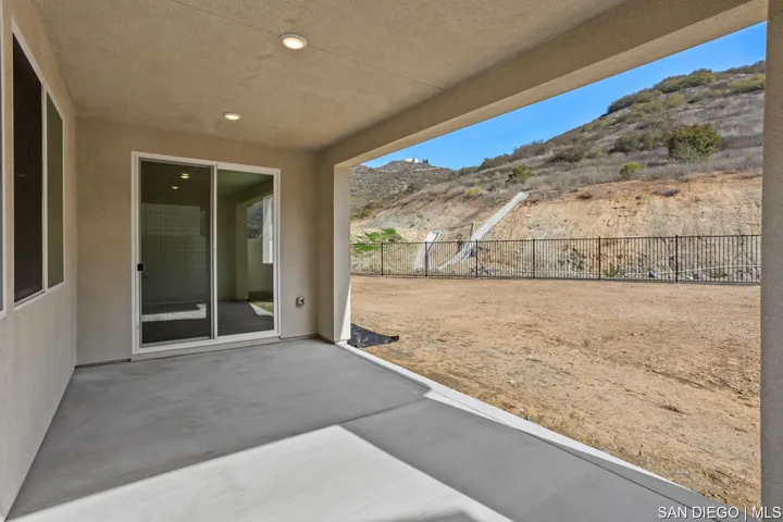 807 Meadowood St 344, Fallbrook, California 92028