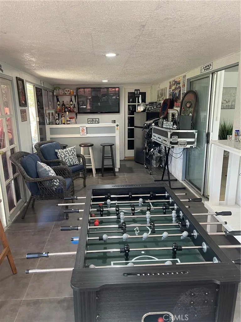 14172 La Paz Drive, Victorville, California 92395 home-pic-25