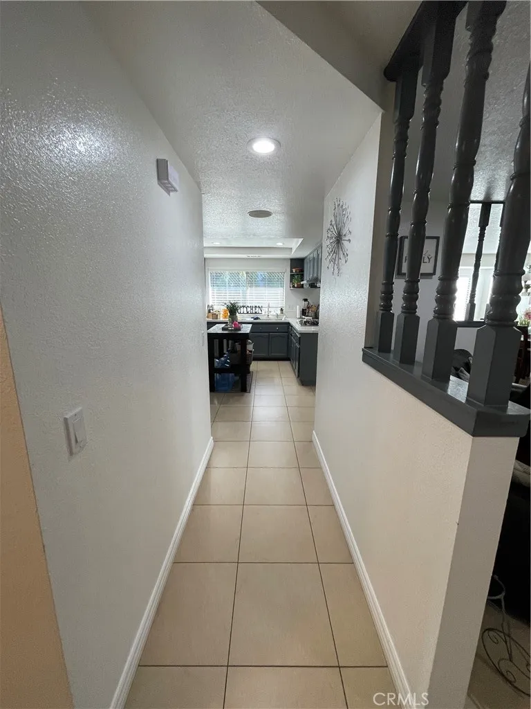 14172 La Paz Drive, Victorville, California 92395 home-pic-7