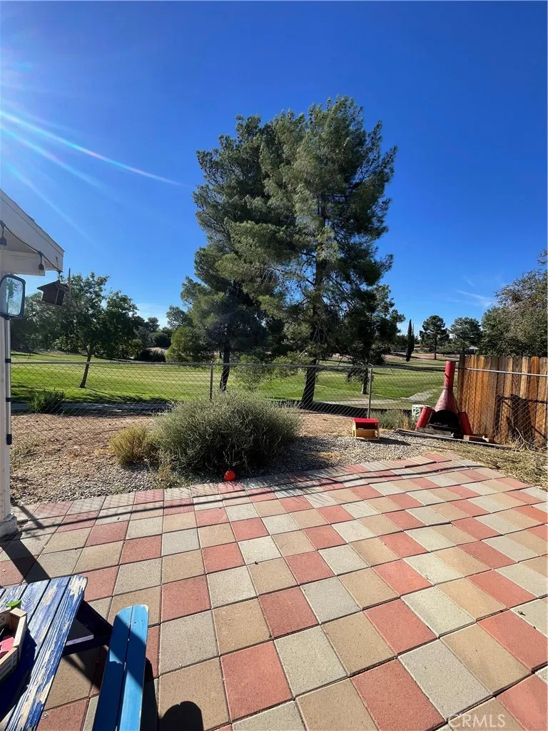 14172 La Paz Drive, Victorville, California 92395 home-pic-32