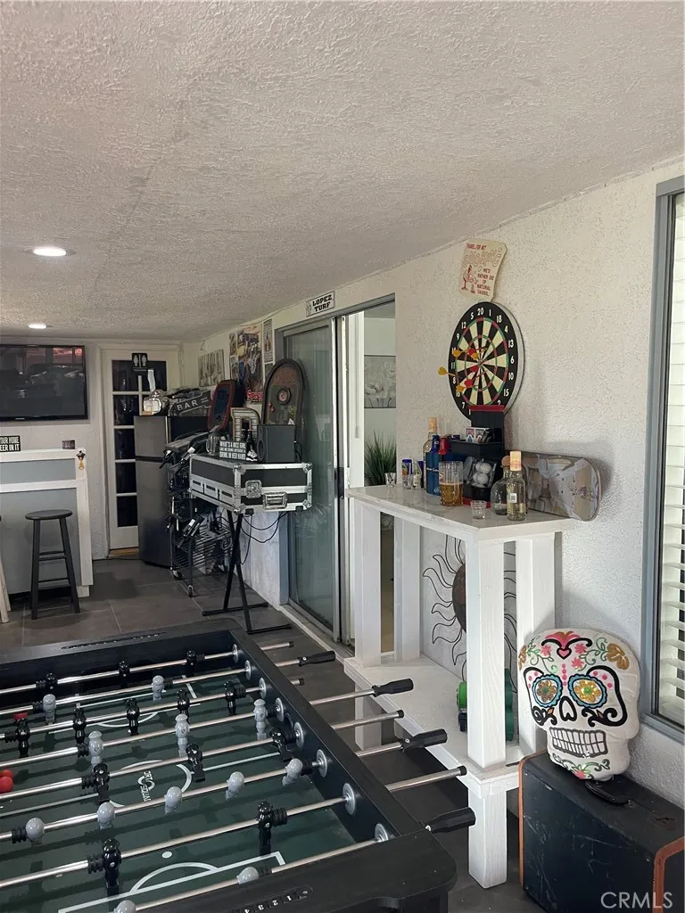 14172 La Paz Drive, Victorville, California 92395 home-pic-24