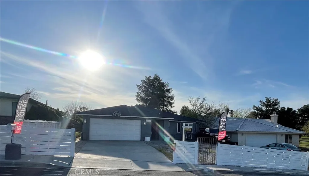 14172 La Paz Drive, Victorville, California 92395 home-pic-1