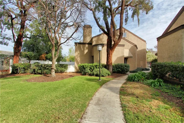 917 Lombard Court, Costa Mesa, California 92626