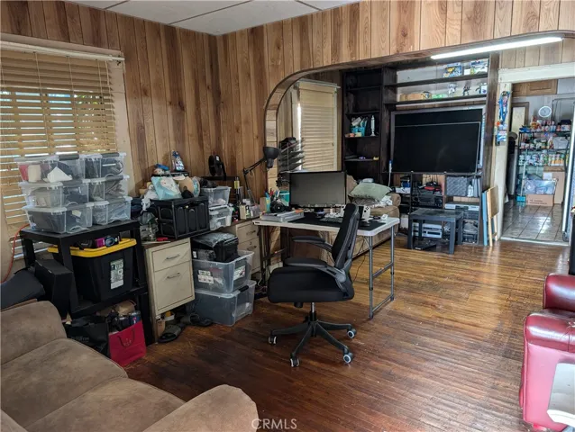 1735 W Cameron Street, Long Beach, California 90810