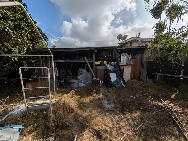 1735 W Cameron Street, Long Beach, California 90810