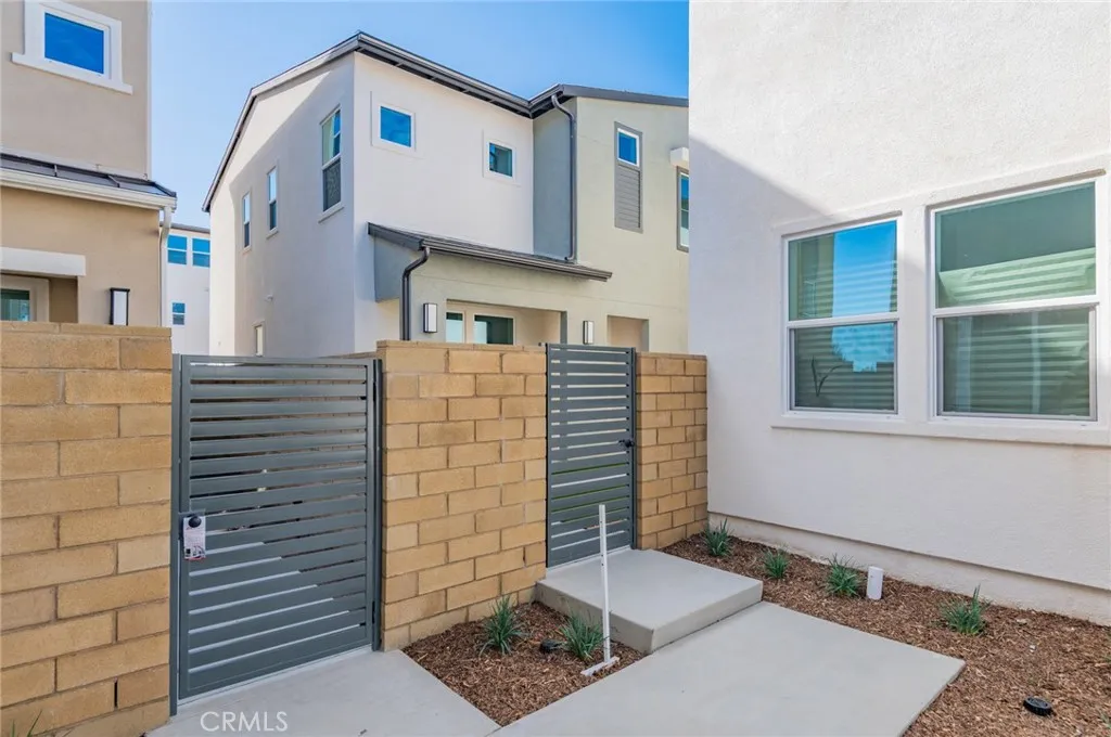 420 Flycatcher, Irvine, California 92618 home-pic-4