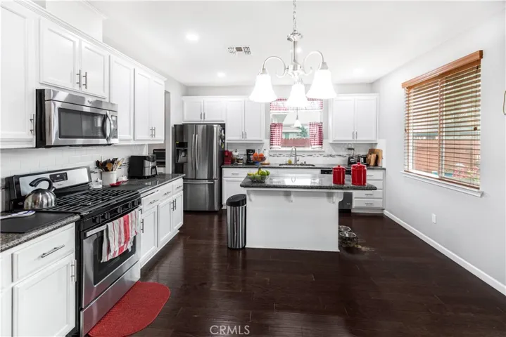 4883 Langley Way, Merced, California 95348